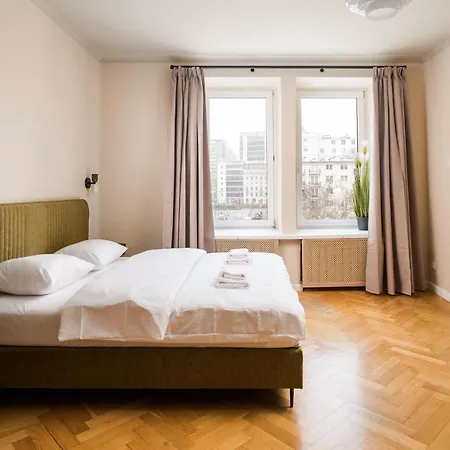 Plac Dabrowskiego Deluxe Warsaw