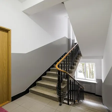 Plac Dabrowskiego Deluxe Apartment