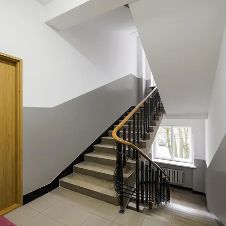 Plac Dabrowskiego Deluxe Apartment *