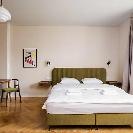 Appartamento Plac Dabrowskiego Deluxe By Bookinghost *