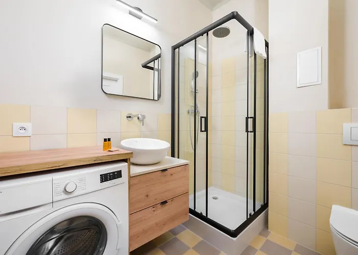 Plac Dabrowskiego Deluxe By Bookinghost Warsaw