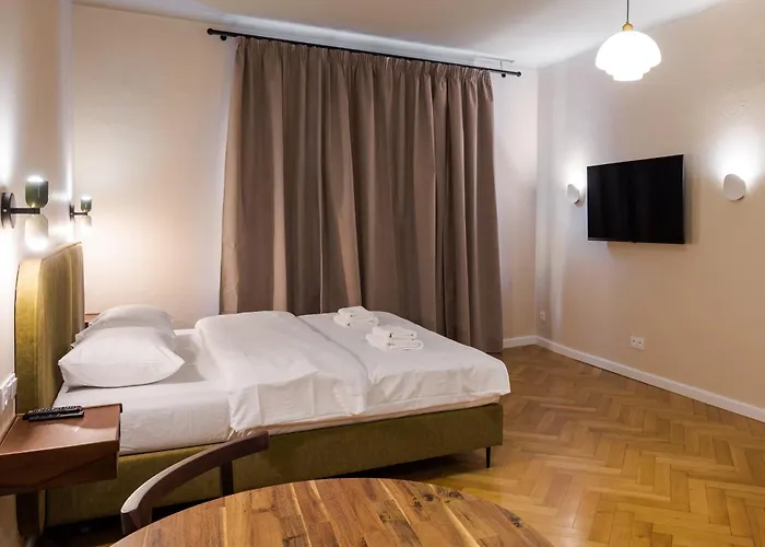 Plac Dabrowskiego Deluxe By Bookinghost Apartment *