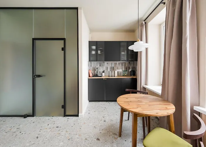 Plac Dabrowskiego Deluxe By Bookinghost Warsaw