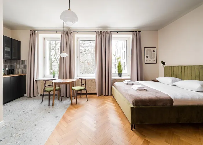 Plac Dabrowskiego Deluxe By Bookinghost Warsaw